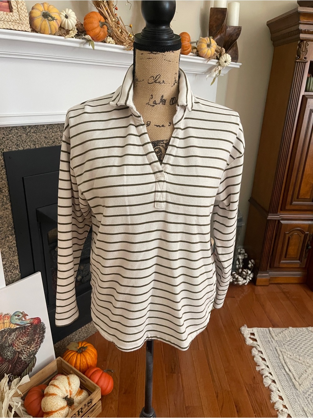 Bass Pro Shop Natural Reflections Cream Green Collared Stripe Long Sleeve Shirt